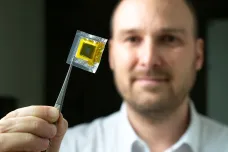 Čeští vědci si nechali patentovat novou baterii. Je nehořlavá a má řadu skvělých vlastností