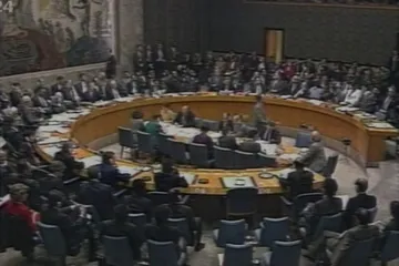 30 let zpět: Schyluje se k válce v Perském zálivu