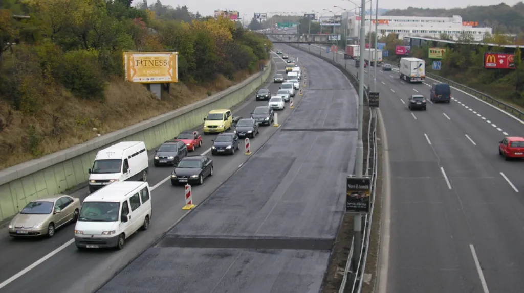 Uzavírka zkomplikovala dopravu