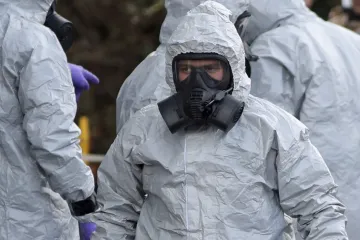 Nervová látka Novičok, která otrávila exšpiona, je osmkrát silnější zabiják než plyn VX