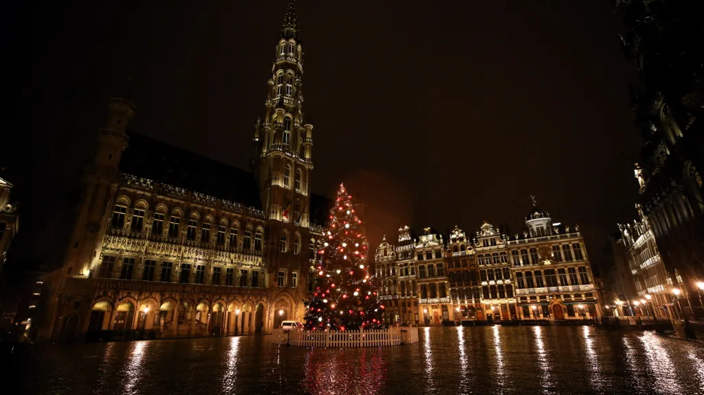 V Belgii stále platí noční zákaz vycházení v rámci protikoronavirových opatření