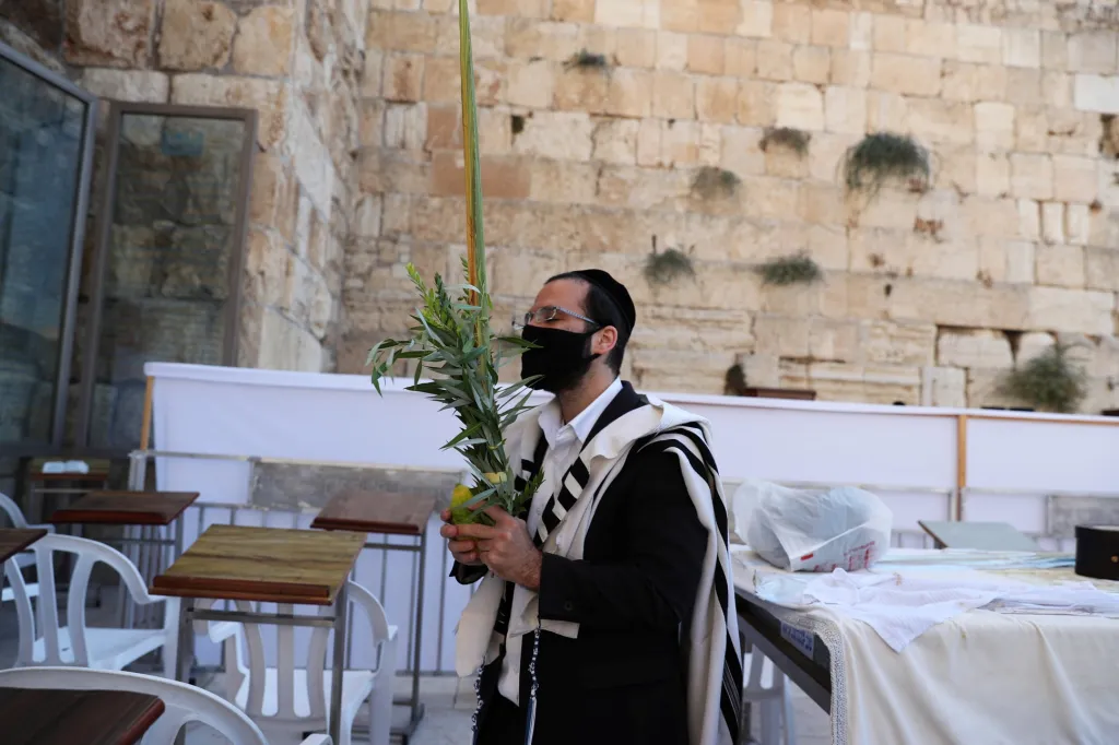 Židé slavili Sukot, svátek stanů a stánků