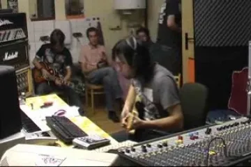 Skupina Imodium nahrávala desku v broumovském divadle