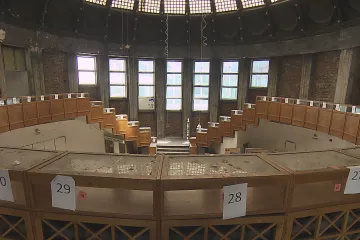 Začala rekonstrukce zchátralé opavské Bredy. Jako první se mění všechna okna