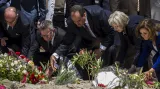 Ministři zahraničí Británie, Francie, Německa, Belgie a Tuniska vzdávají poctu obětem páteční střelby