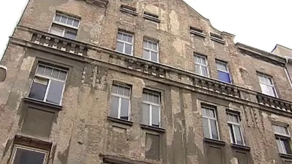 Dům, na jehož místě má vyrůst obchodní centrum