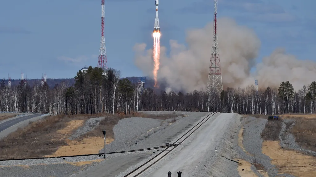 Rusové vyslali do vesmíru raketu z nového kosmodromu Vostočnyj