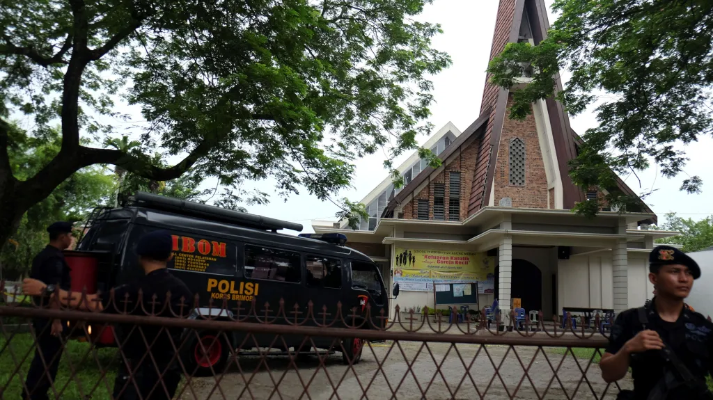 Indonéský kostel, kde došlo k útoku
