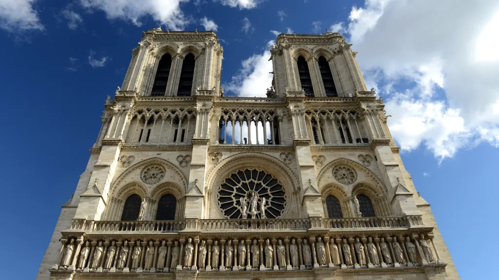 Notre-Dame před požárem