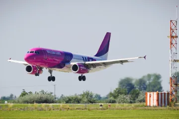 Maďarsko uvalí novou daň na banky, energetické firmy, pojišťovny a aerolinky