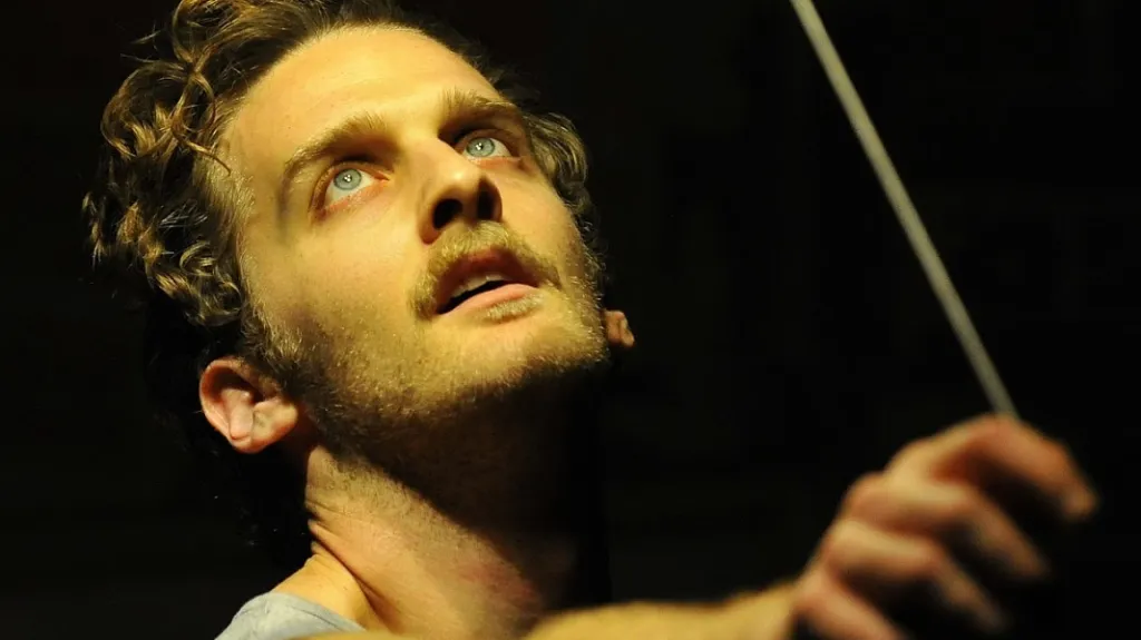 Performer Anthony Nikolchev