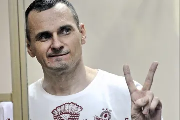 Zelenskyj chce s Ruskem vyměnit Sencova. Vraťte nám námořníky, urgoval navíc prezident