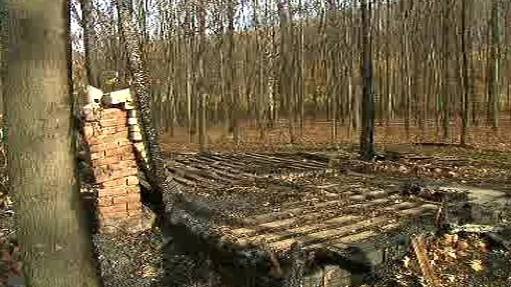 Vyhořelá chatka
