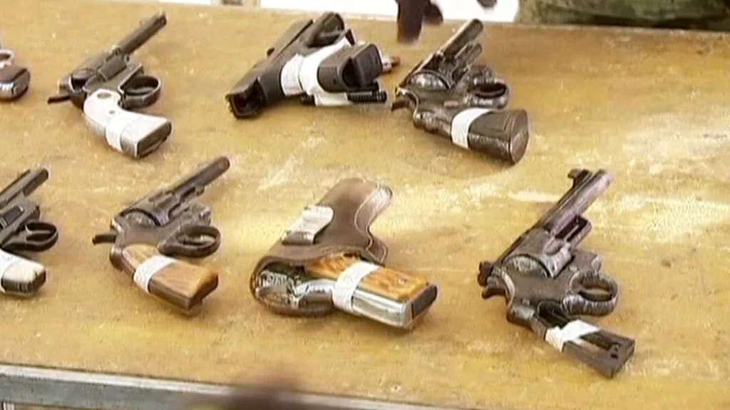 Mexičané v rámci nové kampaně odevzdávají zbraně