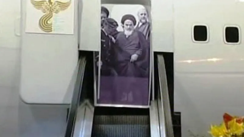 Fotka Chomejního v životní velikosti