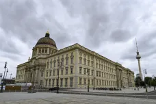 V Berlíně otevřelo Humboldtovo fórum. Fasáda je replikou původního zámku Hohenzollernů