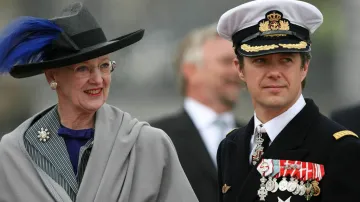Královna Margrethe II. a korunní princ Frederik