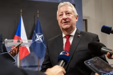 NATO Česku neuzná jako obranné výdaje asi dvacet miliard na dopravní stavby, řekl ČT Zůna