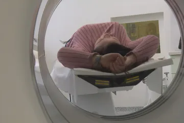 I mladé lidi může zasáhnout rakovina. Důležitá je u nich také psychická pomoc