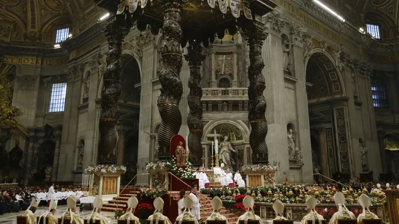 Papežovo novoroční poselství v bazilice svatého Petra