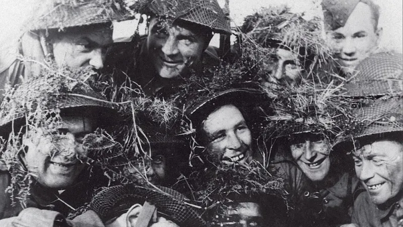 Výcvik parašutistů ve Velké Británii