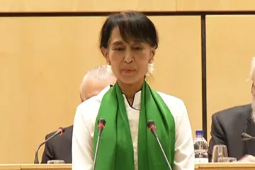 Su Ťij požádala o podporu barmské ekonomiky