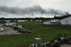 Obří exploze na Mysu Canaveral: Vybuchla raketa soukromé společnosti SpaceX 