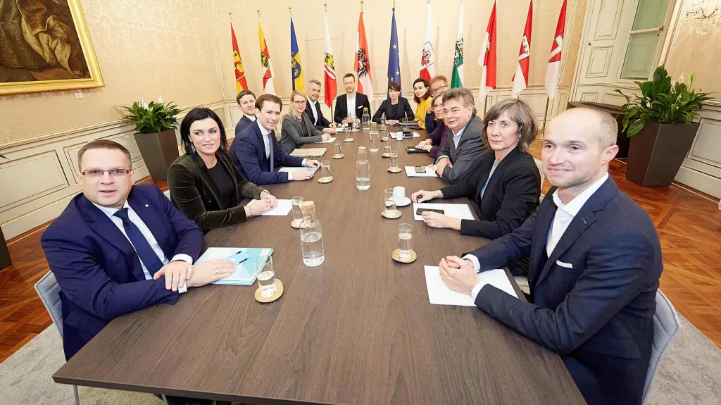 Koaliční jednání mezi ÖVP a Zelenými