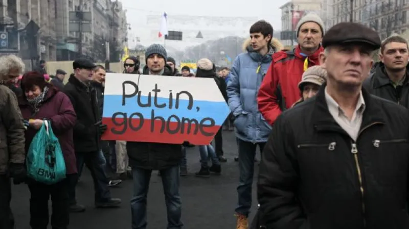 Petr Robejšek o reakci EU na postup Ruska na Ukrajině