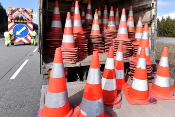 Na D1 mezi Všechromy a Mirošovicemi se o víkendu rozšíří dopravní omezení