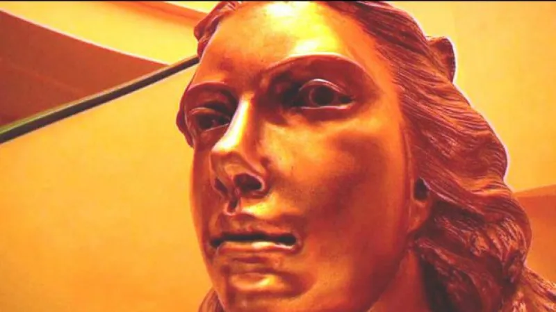 Rebelové postupují ke Kaddáfího rodišti