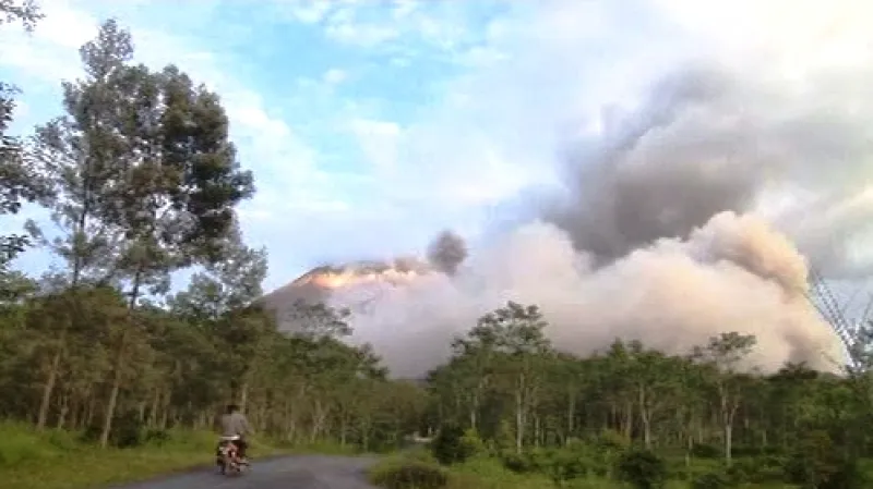 Indonéská sopka Merapi