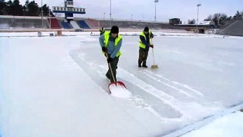 Příprava ledu v Pardubicích