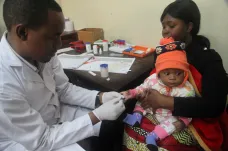 Malárie má namále. Afrika může plošně očkovat děti