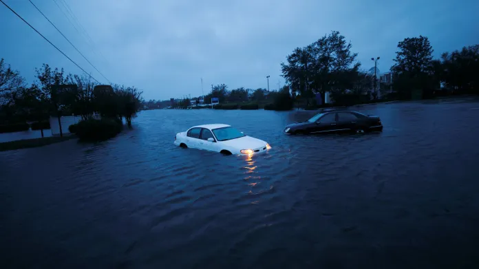 Události: Tropická bouře Florence přinesla katastrofální povodně