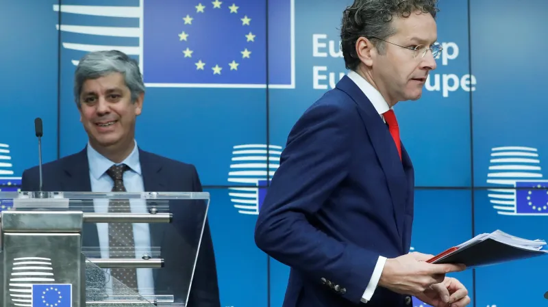 Portugalský ministr financí Mário Centeno a nizozemský ministr Jeroen Dijsselbloem