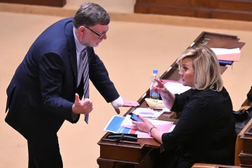 Poslanci schválili úplné zrušení EET. Vrátili jste nás do devadesátek, míní Schillerová