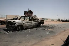 Súdánská armáda souhlasila s příměřím. Při bojích zemřel už čtvrtý humanitární pracovník