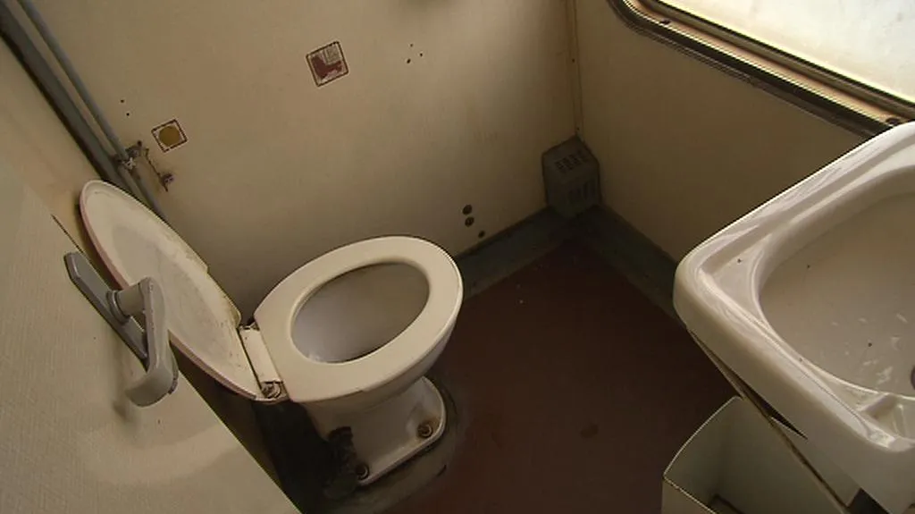 Toaleta ve vlaku