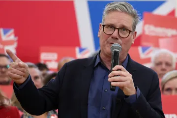 „Změnil jsem labouristy, změním i zemi.“ Kdo je Keir Starmer?