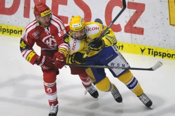 Zlín zdolal Třinec, Kometa získala proti Spartě druhý bod