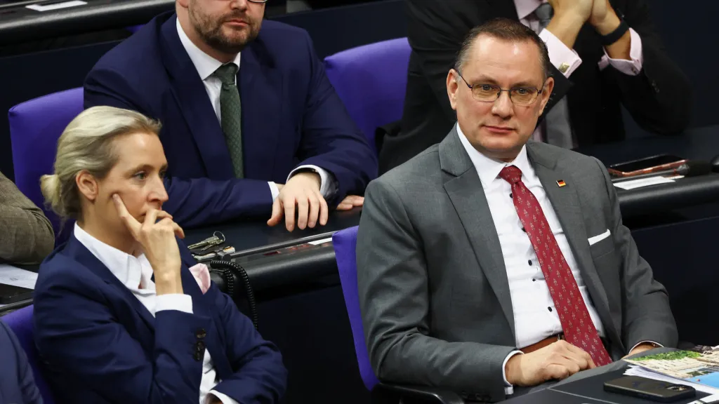 Spolupředsedové AfD Alice Weidelová a Tino Chrupalla