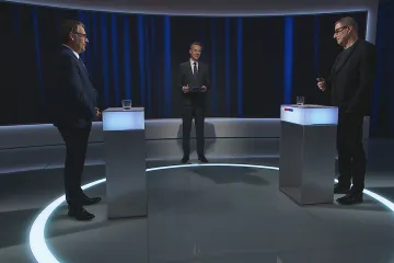 Pánek a Mlynář debatovali o „ukradené revoluci“ a změnách ve společnosti