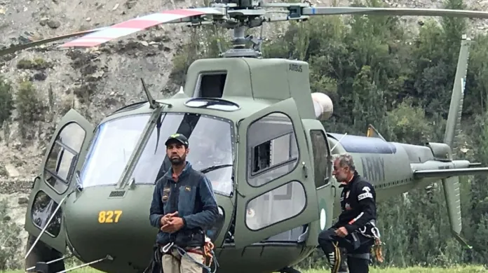 Pákistánští záchranáři čekají na možnost vyproštění dvou českých horolezců