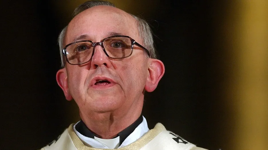 Papežem je kardinál Bergoglio z Argentiny
