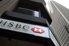 Akcie britské banky HSBC klesly nejníže za 25 let kvůli podezřelým transakcím