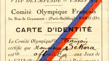 Novinářská akreditace Ondřeje Sekory na olympijské hry v Paříži v roce 1924