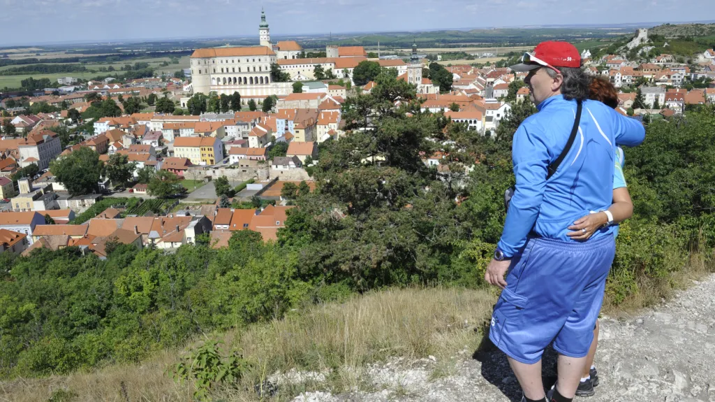 Lidem se na jižní Moravě líbí. Každý rok jejich počet roste