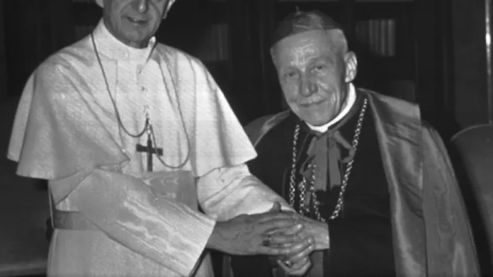 Kardinál Beran na audienci u papeže Pavla VI. při příležitosti kardinálových 80. narozenin