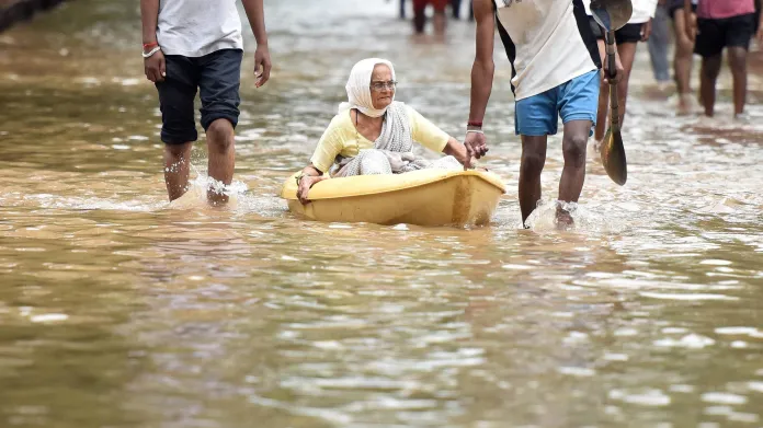 Záplavy ve městě Sangli